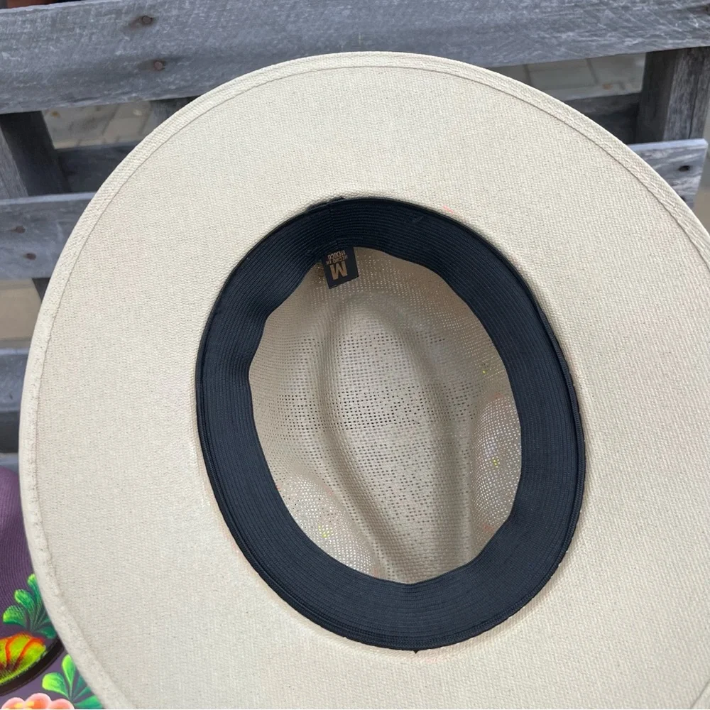 🆕 Hand-Painted Artisan Panama Hat Made in Mexico – Floral Design - Picture 6 of 6